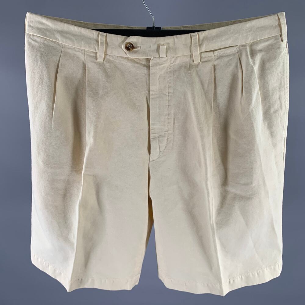 LORO PIANA Size 36 Cream Cotton Linen Pleated Shorts